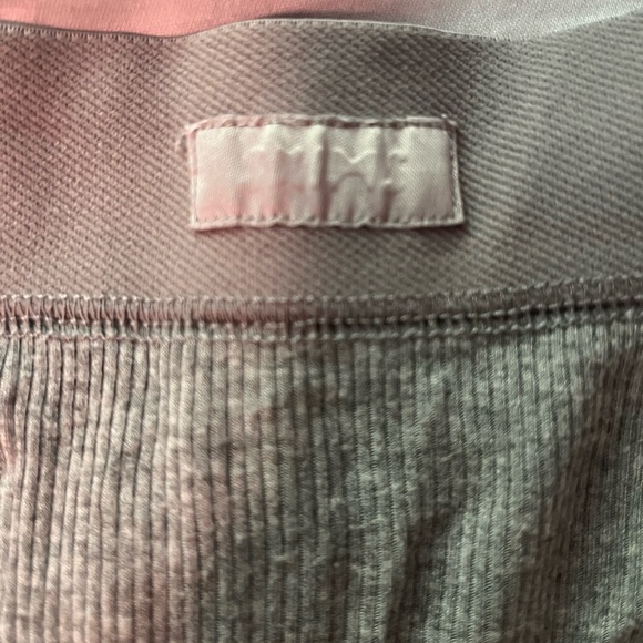 SKIMS Soft Lounge Boxer in Dark Grey - Picture 3 of 5